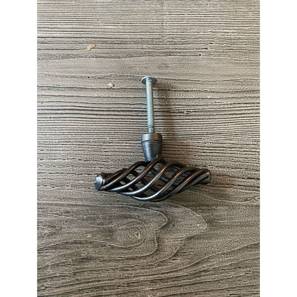 10 Twisted Design Drawer Handles - Picture 2 of 7